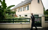 Un gendarme patrouille dans une zone résidentielle de Montreuil-Juigné, dans le Maine-et-Loire, le 4 juillet 2023