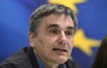 Le ministre grec des Finances, Euclid Tsakalotos, lors d'une conférence de presse à Athènes le 30 mars 2017