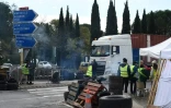 Action de "gilets jaunes" près de l'A7 à hauteur d'Orange, le 26 novembre 2018