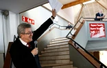 Le chef de La France Insoumise (LFI) Jean-Luc Melenchon en campagne à Caen, dans le Calvados, le 8 juin 2022