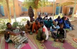 Des survivants d'une attaque jihadiste au Sahel, dans un camp de réfugiés à Ouallam, au Niger, le 9 janvier 2021.