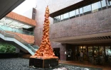 La statue "Pilier de la honte" de  l'artiste danois Jens Galschiot photographie le 10 octobre 2021 sur le campus de l'Université de Hong Kong