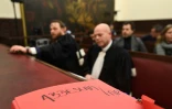 Les avocats de Salah Abdeslam Sven Mary (à droite) et Romain Delcoigne, le 5 février 2018 avant l'ouverture du procès à Bruxelles