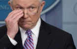 Le ministre de la Justice Jeff Sessions, lors d'une conférence de presse à la Maison Blanche, à Washington, le 27 mars 2017