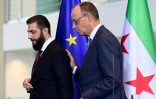 Le chancelier allemand Friedrich Merz (d) et le président syrien Ahmad al-Chareh à Berlin, le 30 avril 2026