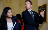 Le PDG de Hugging Face, Clément Delangue (à droite) photographié après un forum à Washington le 13 septembre 2023. L'avis de chefs d'entreprise du secteur de l’intelligence artificielle était sollicité sur la manière d'encadrer cette technologie en rapide évolution