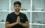 Akash Kulgod, cofondateur de Dognosis, lors d'un entretien avec l'AFP dans les locaux de l'entreprise à Kempohalli, en périphérie de Bengaluru, le 28 juillet 2026 en Inde