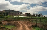 Vue du monastère trappiste de Tibéhirine datée du 30 mars 2001