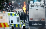 Affrontements entre la police et des manifestants à Glengormley, dans le nord de Belfast, le 10 juin 2026 en Irlande du Nord