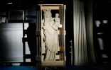 La  célèbre Vierge à l'Enfant avant son retour à la cathédrale Notre-Dame de Paris, le 15 novembre 2024
