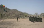Une promotion de rangers du parc de la Pendjari, au Bénin, lors d'une cérémonie, le 12 janvier 2018