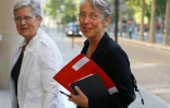 Genevieve Darrieussecq, ministre déléguée auprès de la ministre des Armées, et Elisabeth Borne, ministre du Travail, à leur arrivée au séminaire, le 11 juillet 2020 à Paris