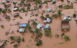Vue aérienne des inondations à Buzi, le 20 mars 2019 au Mozambique