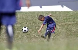 Lundi 10 Mai 2010

De jeunes footballeurs sous l'?il de Laurent Roussey
