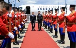 Le président du Monténégro, Jakov Milatović, accueille son homologue français, Emmanuel Macron, à son arrivée à l'aéroport de Podgorica pour sa première visite officielle au Monténégro, avant un sommet UE–Balkans occidentaux, le 4 juin 2026