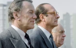Albin Chalandon (g), ministre de la Justice et Garde des Sceaux, le Premier ministre Jacques Chirac (c), et Robert Pandraud (d), ministre délégué chargé de la Sécurité, le 13 mars 1987 à Bobigny