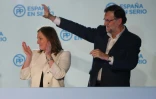 Mariano Rajoy et son épouse Elvira Fernandez au siège du Parti Populaire le 20 décembre 2015 à Madrid
