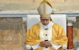 Le pape Léon XIV célèbre une messe à la basilique Saint-Augustin d'Annaba, en Algérie, au deuxième jour de son voyage en Afrique, le 14 avril 2026