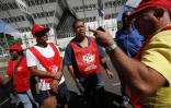 Mercredi 19 mai 2010: les salariés du BTP se mobilisent à l'appel de l'intersyndicale (CGTR, CFE, CGC, CFDT)