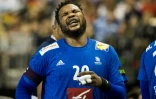 Le handballeur Français Cédric Sorhaindo blessé lors du match nul face à l'Allemagne lors du Mondial à Berlin le 15 janvier 2019