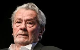 L'acteur Alain Delon, le 19 mai 2019, à Cannes, dans les Alpes-Maritimes