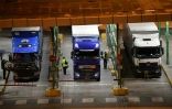 Des poids-lourds débarquent à Douvres, en Angleterre, peu après la sortie du Royaume-Uni du marché unique européen, dans la nuit du Nouvel-An 2021