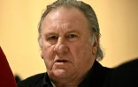 L'acteur français Gérard Depardieu arrive au quatrième jour de son procès, au tribunal correctionnel de Paris, le 27 mars 2025