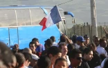 Mardi 1er juin 2010 - Aéroport de Pierrefonds - Saint-Pierre - L'équipe de France de football arrive à La Réunion
