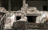 Les ruines d'un ancien entrepôt d'esclaves du bâtiment Maurel et Prom, le 28 juillet 2026 à Saint-Louis, au Sénégal