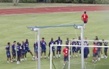 Jeudi 3 juin 2010: Entraînement à huis clos de l'équipe de France sur le stade de Petite-Ile