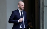 Le ministre de la Fonction publique, Stanislas Guerini, quitte l'Elysée après la réunion hebdomadaire du cabinet, le 6 mars 2024