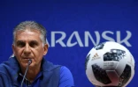 Le sélectionneur de l'Iran Carlos Queiroz face aux reporters à Saransk, le 24 juin 2018, à la veille du match contre le Portugal 