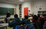 Les écoles Espérance banlieues, qui ne perçoivent pas d'argent de l'Etat, n'ont aucune obligation de suivre les programmes scolaires nationaux.