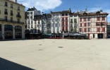 Une place de Bayonne, désertée le 23 août 2019