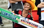 Une supportrice allemande avant le match de l'Euro contre l'Alemagne, le 21 juin 2016 au Parc des Princes