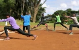 Des athlètes kenyans lors d'une séance d'entraînement au stade Kamariny d'Iten, le 12 janvier 2016