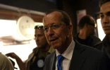 L'émissaire américain  Martin Kobler (c) rencontre des leaders libyens, le 5 avril 2016 à Tripoli