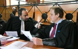 Guy Debuisson (D) et Pierre Debuisson, avocats de Laurent Dejean, accusé du meurtre de Patricia Bouchon, tuée lors d'un jogging, à la cour d'assises de la Haute-Garonne à Toulouse, le 14 mars 2019