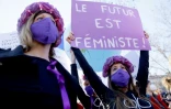 Des militantes Femen partipent à une manifestation en faveur des droits des femmes place de la République à Paris, le 7 mars 2021 