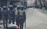 Les forces de l'ordre alignées à l'approche d'une manifestation à Antananarivo le 3 octobre 2025