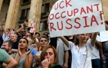 Des manifestants anti-russes devant le Parlement à Tbilissi le 23 juin 2019