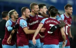 La joie des joueurs de West Ham après le but de Tomas Soucek (c) sur le terrain d'Everton, le 1er janvier 2021 à Liverpool