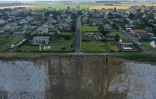 Des maisons menacées par l'érosion côtière à Criel-sur-Mer, en Seine-martime, le 23 juin 2022