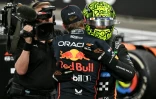 Lando Norris est félicité par Max Verstappen après avoir décroché son premier titre de champion du monde de Formule 1, le 7 décembre 2025 à Abou Dhabi