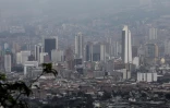 Vue générale de Medellin le 15 mars 2018 en Colombie où se tient la réunion de la Plateforme intergouvernementale sur la biodiversité et les services écosystémiques (IPBES) du 17 au 26 mars