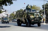 Des véhicules militaires dans les rues de Mandalay, le 2 février 2021 en Birmanie