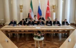 Discussions sur la Syrie, avec les ministres des Affaires étrangères  russe Sergueï Lavrov, turc Mevlüt Cavusoglu et iranien Mohammad Javad Zarif, à Moscou le 28 avril 2018