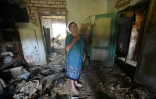 Valentyna Hleha, 60 ans, dans sa maison détruite par un bombardement, le 5 septembre 2023 à Kamianka, dans le nord-est de l'Ukraine