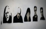 Dessins au pochoir sur un mur de Paris de l'artiste français Rob.Ink de quelques unes des victimes de l'attentat de Charlie Hebdo le 7 janvier 2015 (de g. à d.): Honoré, Georges Wolinski, Cabu, Charb et Tignous
