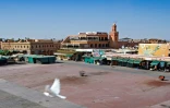 Joyau du patrimoine marocain, Marrakech affronte une crise sans précédent, privée de ses millions de visiteurs à cause d'une pandémie toujours vivace. La célèbre place Jamaa El Fna, symbole de la "ville ocre", déserte le 8 septembre 2020